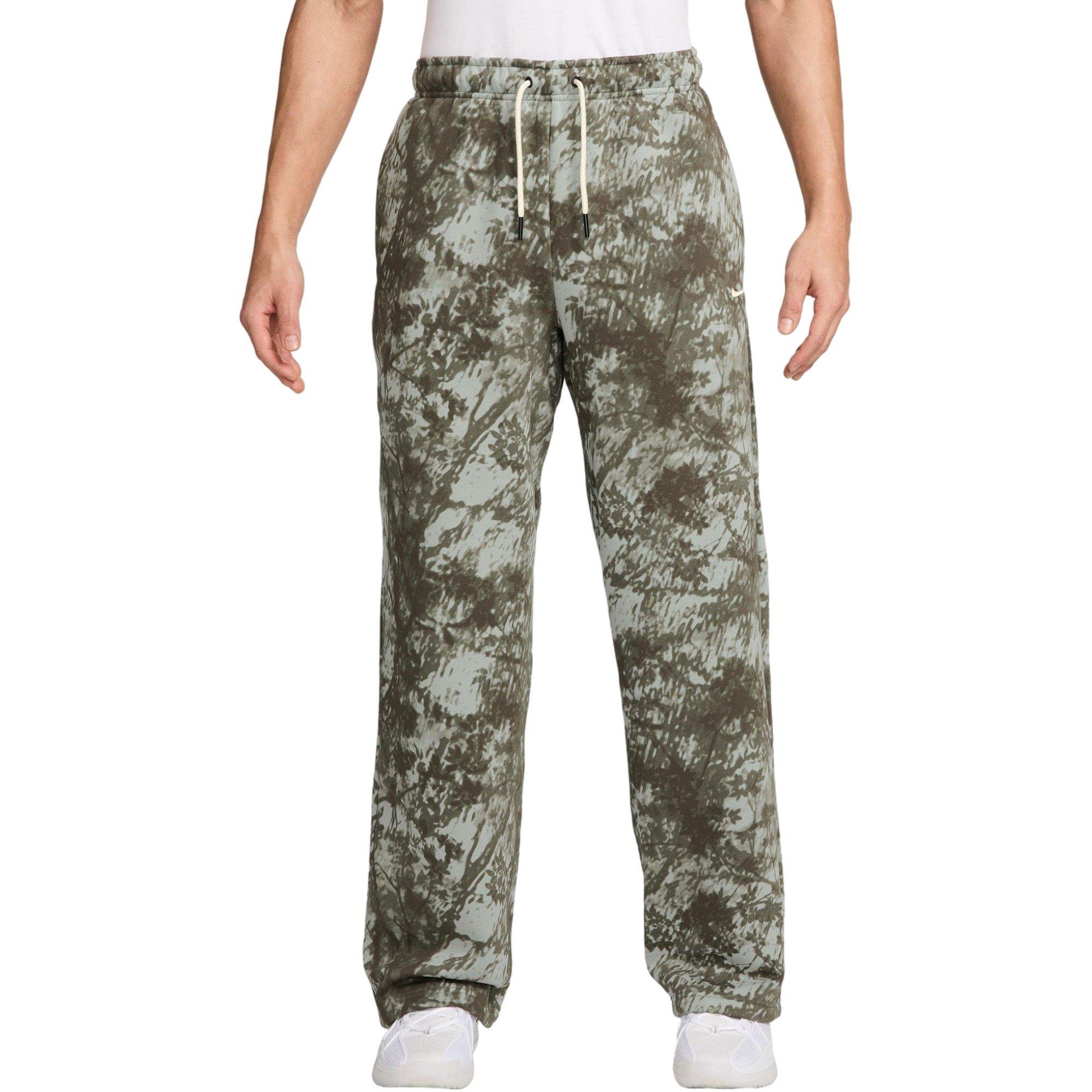 Nike Men's Standard Issue Therma-FIT Brushed Basketball Pants - OLIVE